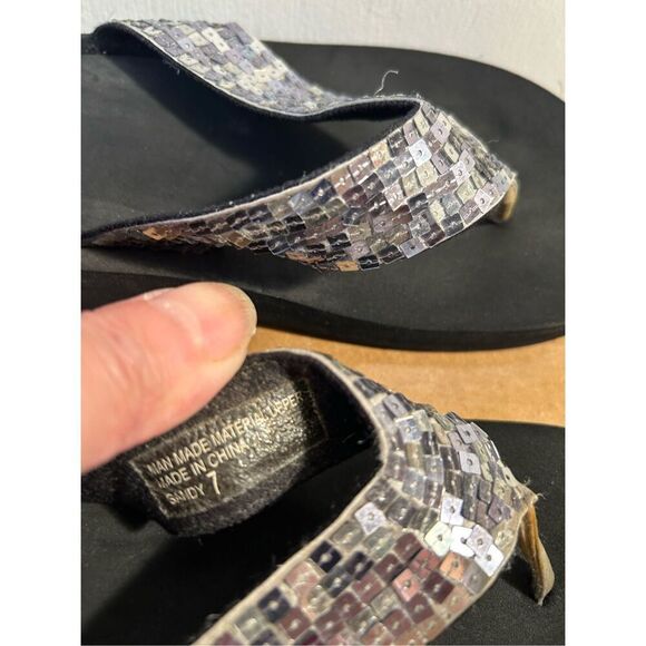 Yellowbox flip flop size 7 silver sequins sandals - Picture 4 of 8